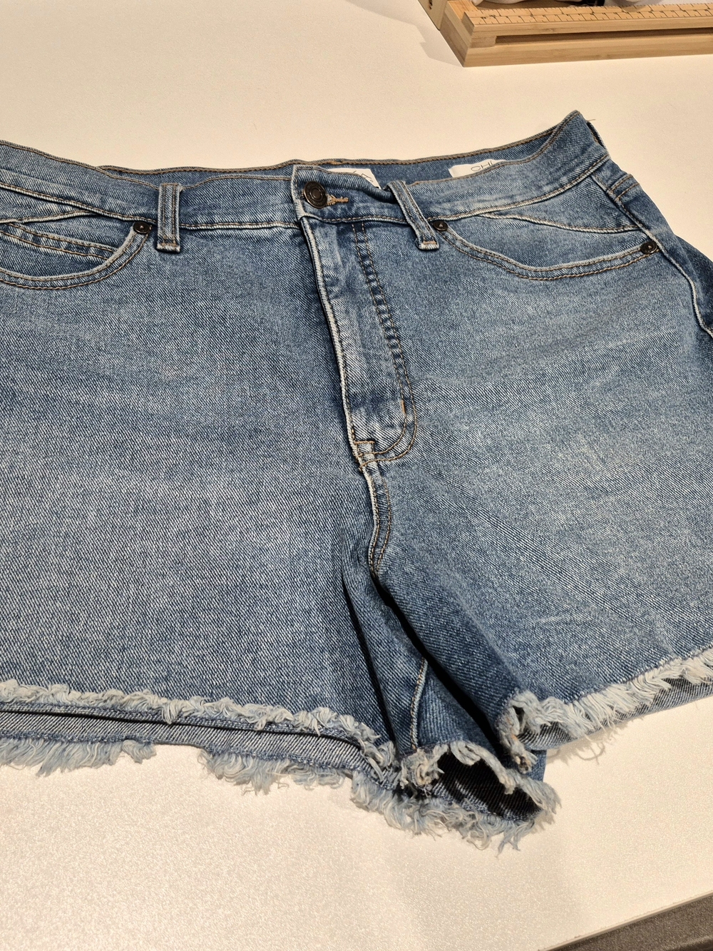 New Without Tags Sofia Vergara Light Blue Denim Shorts with Frayed Hem